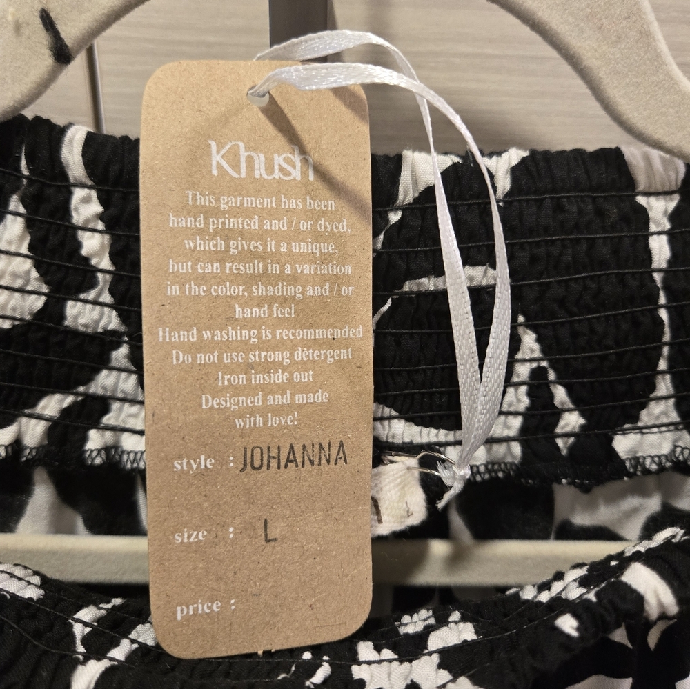 Stylish Black and White Women's Pants - Picture 6 of 7